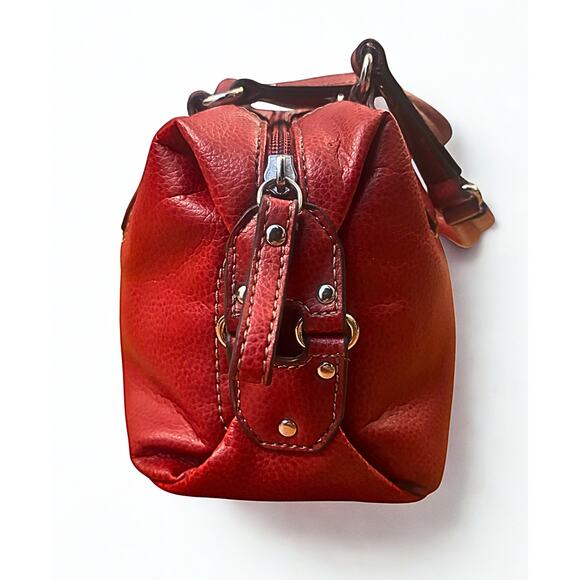 Relic Red Leather Satchel Handbag with Adjustable Shoulder Strap - Picture 7 of 8